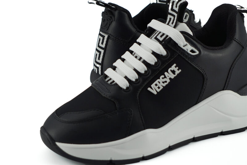Versace Elegant Monochrome Leather Sneakers - Image 4