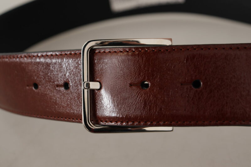 Dolce & Gabbana Elegant Leather Belt with Engraved Buckle - Image 4