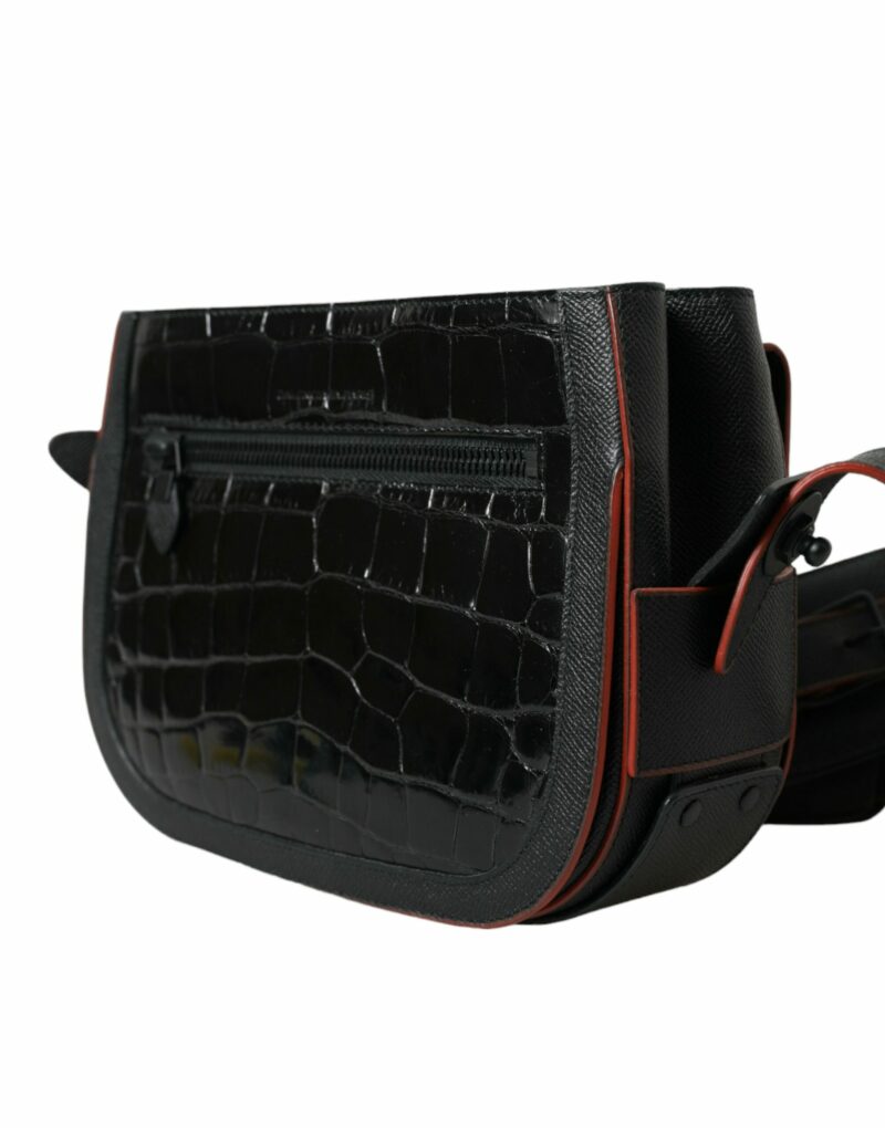 Balenciaga Elegant Exotic Leather Camera Bag - Image 4
