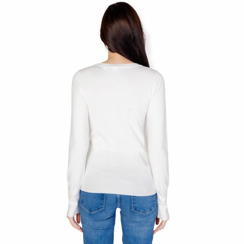 Guess White Cotton Tops & T-Shirt - Image 2