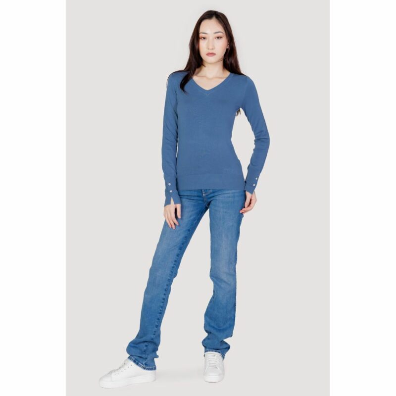 Guess Blue Cotton Tops & T-Shirt - Image 5