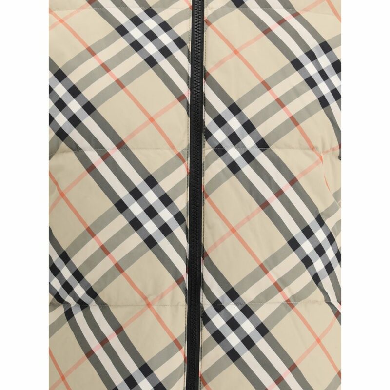 Burberry Reversible Down Jacket - Image 5