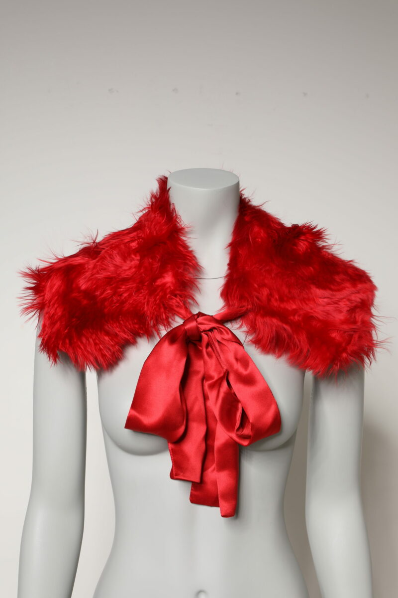 Dolce & Gabbana Red Alpaca Fur Women Neck Warmer Winter Scarf - Image 2