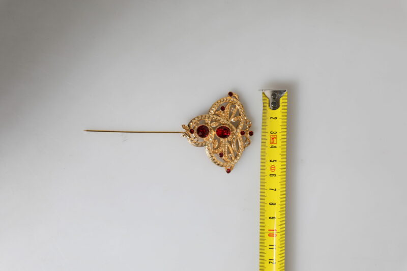 Dolce & Gabbana Gold Tone Red Crystal Embellish 925 Sterling Silver Pin - Image 6